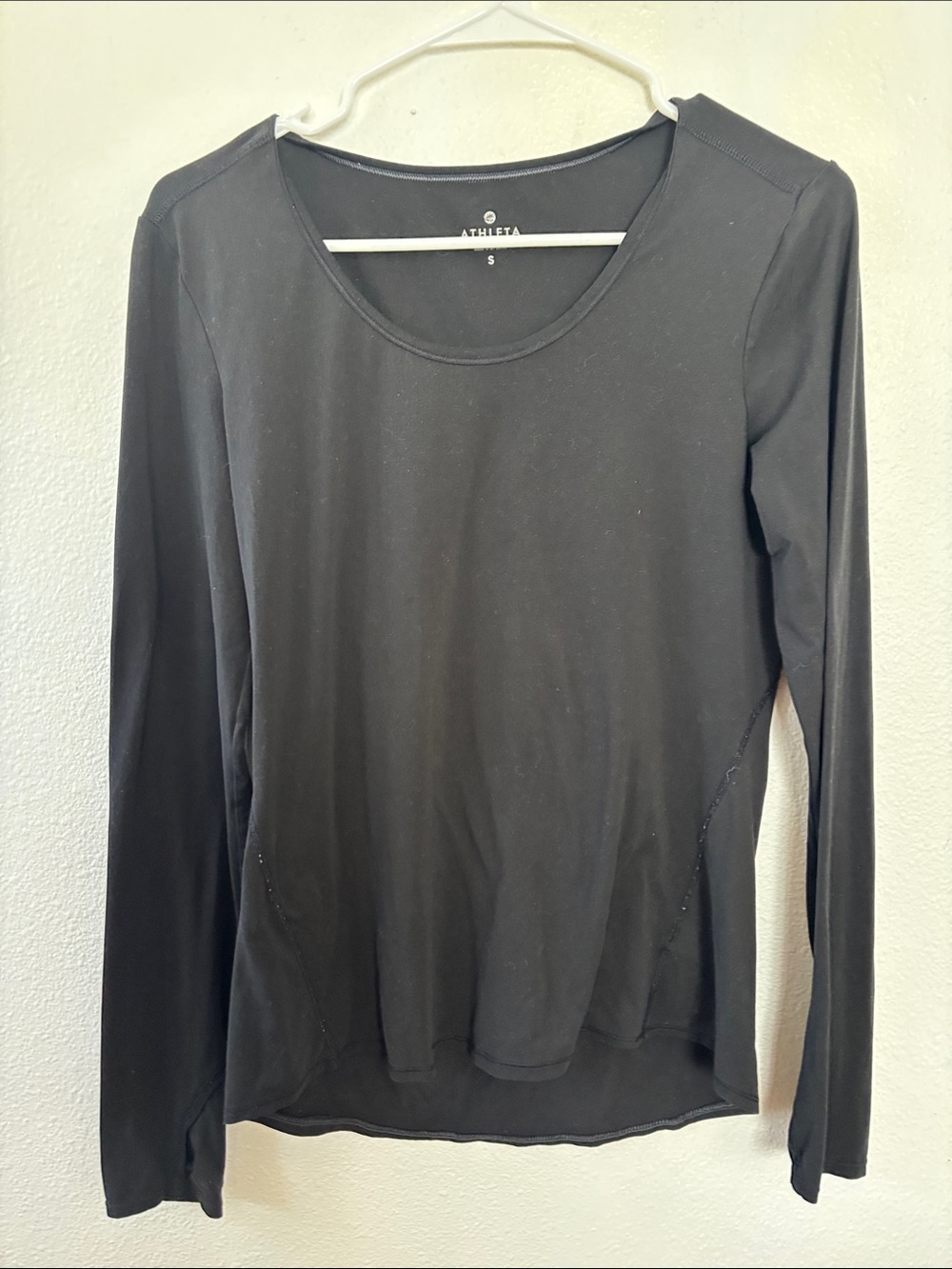 Athleta Black Long Sleeve Scoop-Neck Performance Top